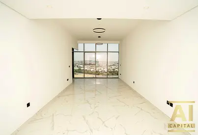 Spacious | 2 Bedroom Apartment | Huge Balcony