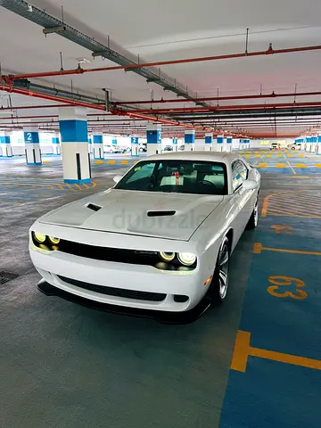 SUPER CLEAN 2016 DODGE – LOWEST KM