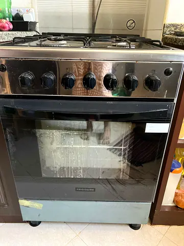 Frigidaire 4 Gas Burners Cooker Cooking ranger