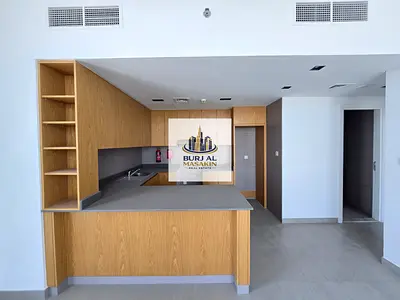 COZY UNIT! PRIME LOCATION! CAR LESS COMMUNITY! ALL AMENITIES