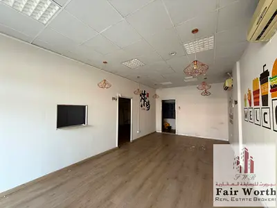 متجر مجمع المغرب | الطابق الأرضي | تصميم مخطط مفتوح | عرض الطريق