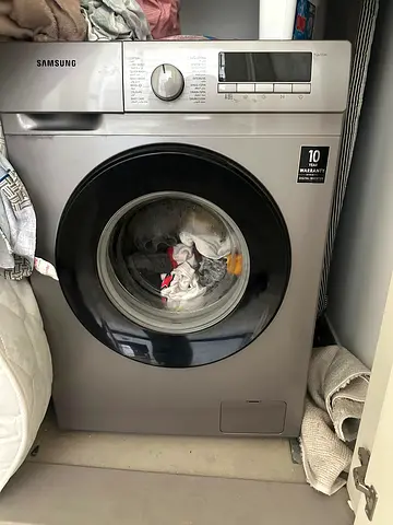 Samsung Front Load Washing Machine - 7kg, Silver, Good Working Condition