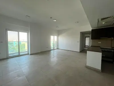 2 Bedrooms Hall Kitchen for rent in Multipul cheques in VICTORIA RESIDENCY, Al Furjan