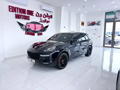 Porsche Cayenne GTS with exhaust system - GCC