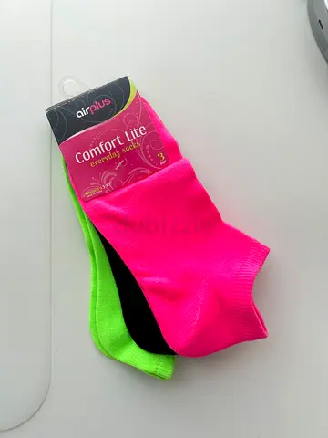 3 Pairs Women’s Low-Cut Ankle Socks — Pink, Black, Neon Green, New