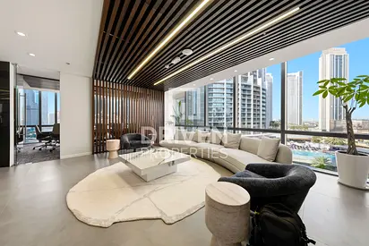 Prime Location | Luxurious Office | Vacant