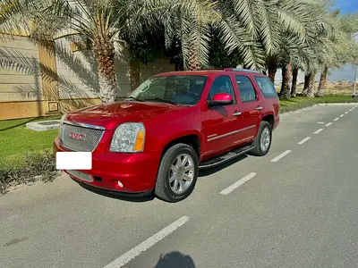 GMC Yukon Denali 2014 - GCC Specs - Perfect Condition
