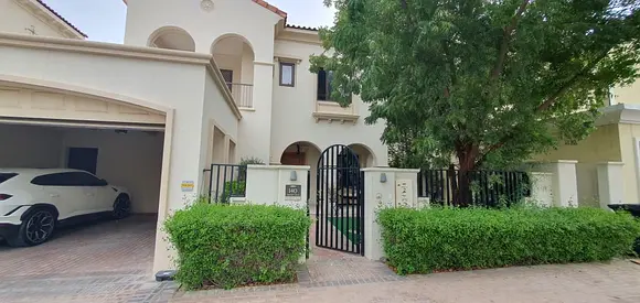 5 bedroom villa | Ready to move | Spacious