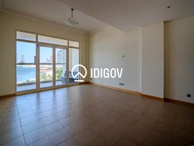 Vacant | Sea View | Great Location