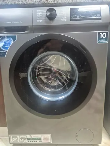Hisense Front Load Washing Machine - 7kg, Silver (Good Condition)