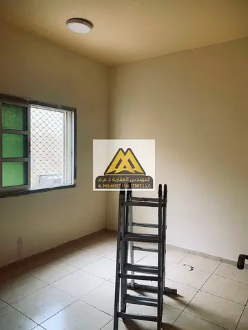 متااحه الان اجمل الشقق موقع ممتاز جدا و مناسب للجميع مع صيانه ع المالك فري بنايه عائلات فقط