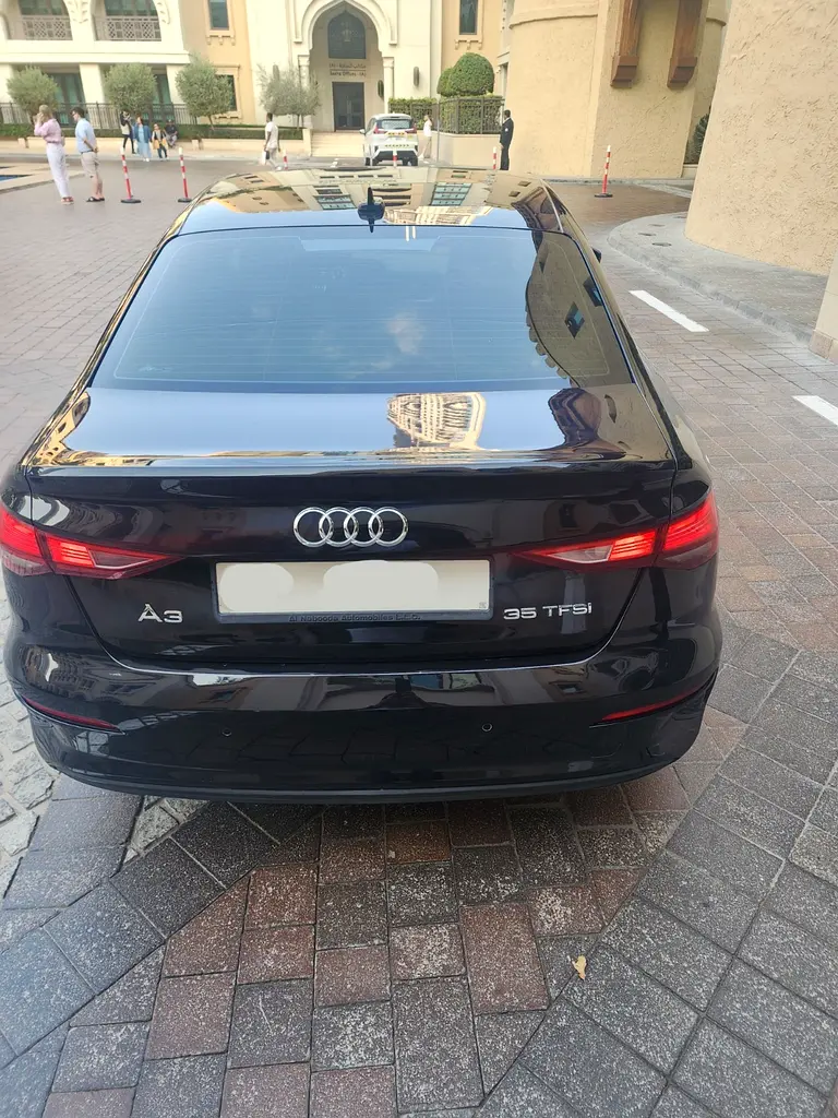 Audi A3 2022 — photo 1 of 6