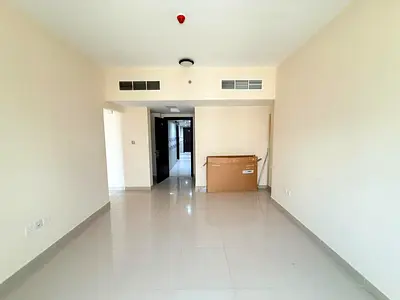 Balcony | Free Parking | Second Tenant