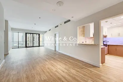 New Listing | Fully Upgraded | Vacant