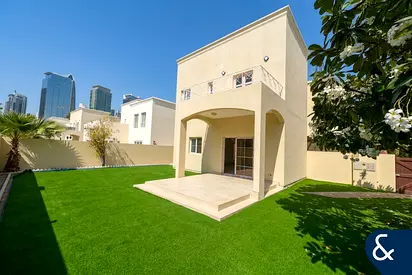 Upgraded | Type 5 | Unfurnished | 3 Bedroom