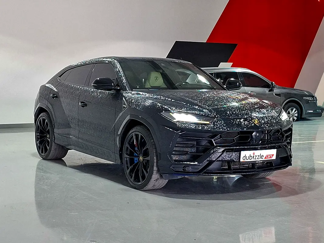 Lamborghini Urus 2019 — photo 1 of 17