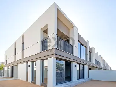 Exclusive | Single Row | Motivated Landlord
