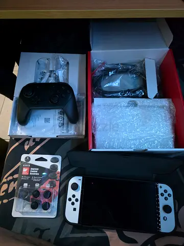 Nintendo switch OLED white version