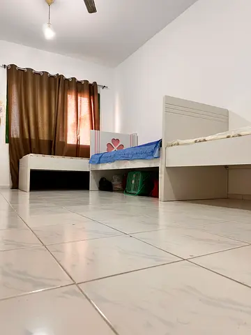 Indian Executive gents bedspace available in karama near ADCB metro