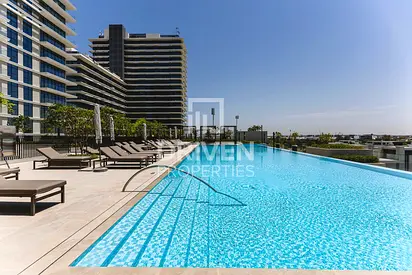 Ready to Move in | Prime Location | Boulevard View