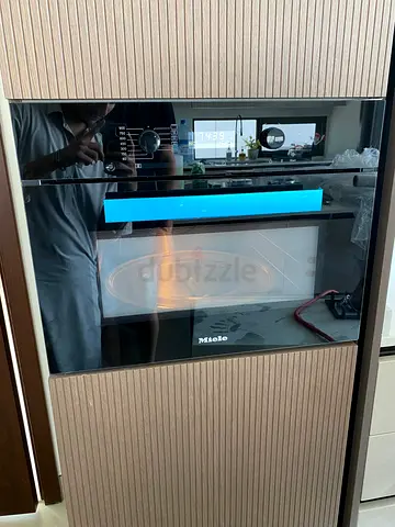 Miele built-in 60cm microwave neat and clean  FREE DELIVERY +WARRENTY