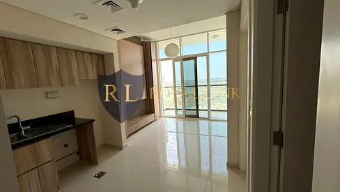 شقة بغرفة نوم واحدة | جولف فيتا أ | شرفة تطل على المدينة والمنتزه | وحدة غير مفروشة