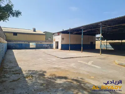 Hot in market-Commercial Showroom -Annual Rent: AED 550,000