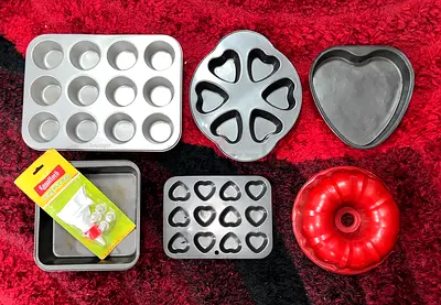 Baking moulds for sale