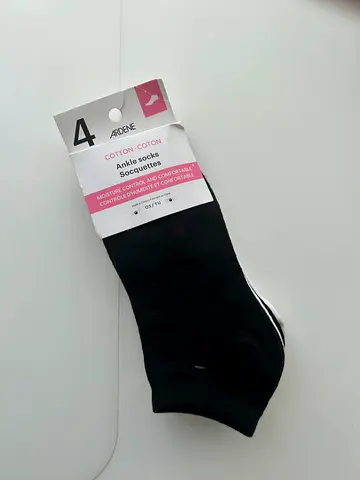 4-Pack Black/White Cotton Ankle Socks (Womens)