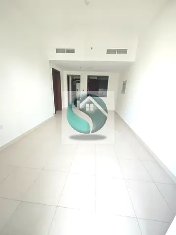Ready To Move 1 Bed Close Kitchen 55,000
