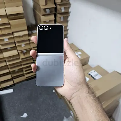 Samsung Galaxy Z Flip 6 - 12GB RAM 512GB | Excellent Condition | Warranty + Free Delivery UAE