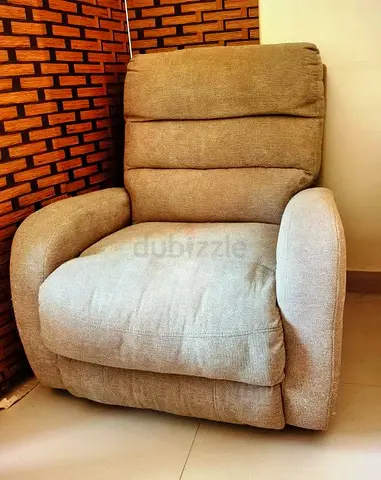Beige Fabric Recliner Armchair — Comfortable Single Sofa Chair