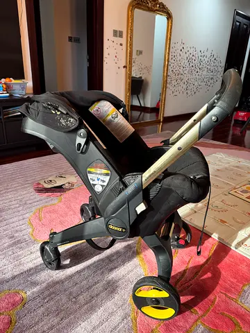 Doona Plus Doona+ Infant Car Seat and Stroller with Base for the car, Infant inserts