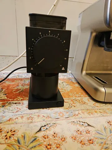 مطحنة قهوة كهربائية للبيع