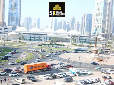 PARKING FREE SPACIOUS 2BHK APARTMENT WITH BUILT-IN WARDROBES WITH OPEN VIEW FAMILY BUILDING PRIME LOCATION EASY EXIT TO DUBAI