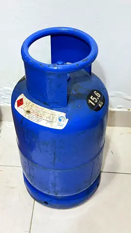 15.6 kg Blue LPG Gas Cylinder - unused Full