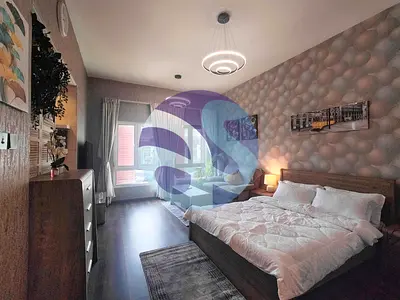 L-SHAPE ! NEXT TO METRO ! WITH STORE ! FURNISHED STUDIO
