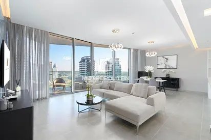 Large Layout | Rented | Multiple Options