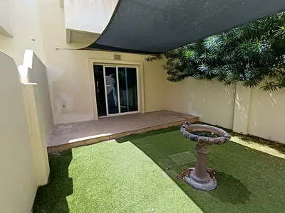 DOUBLE ROW VACANT BIG GARDEN 2BR VILLA MOVE IN