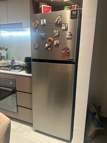 Compact stainless steel fridge-freezer (top freezer) - good working condition