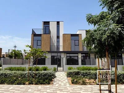 Large Unit | Prime location | Perfect for Family