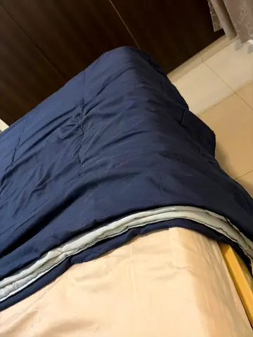 Navy Blue Comforter / Duvet - Single Bed, Good Condition