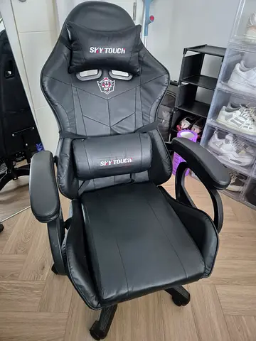 Gaming chair