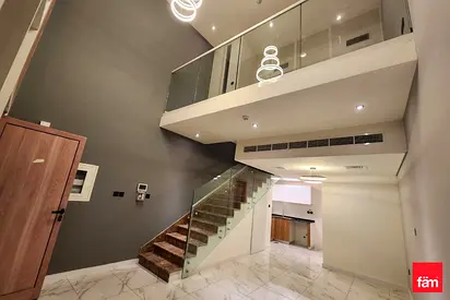 Corner Unit | Ready To Move In | Big Plot