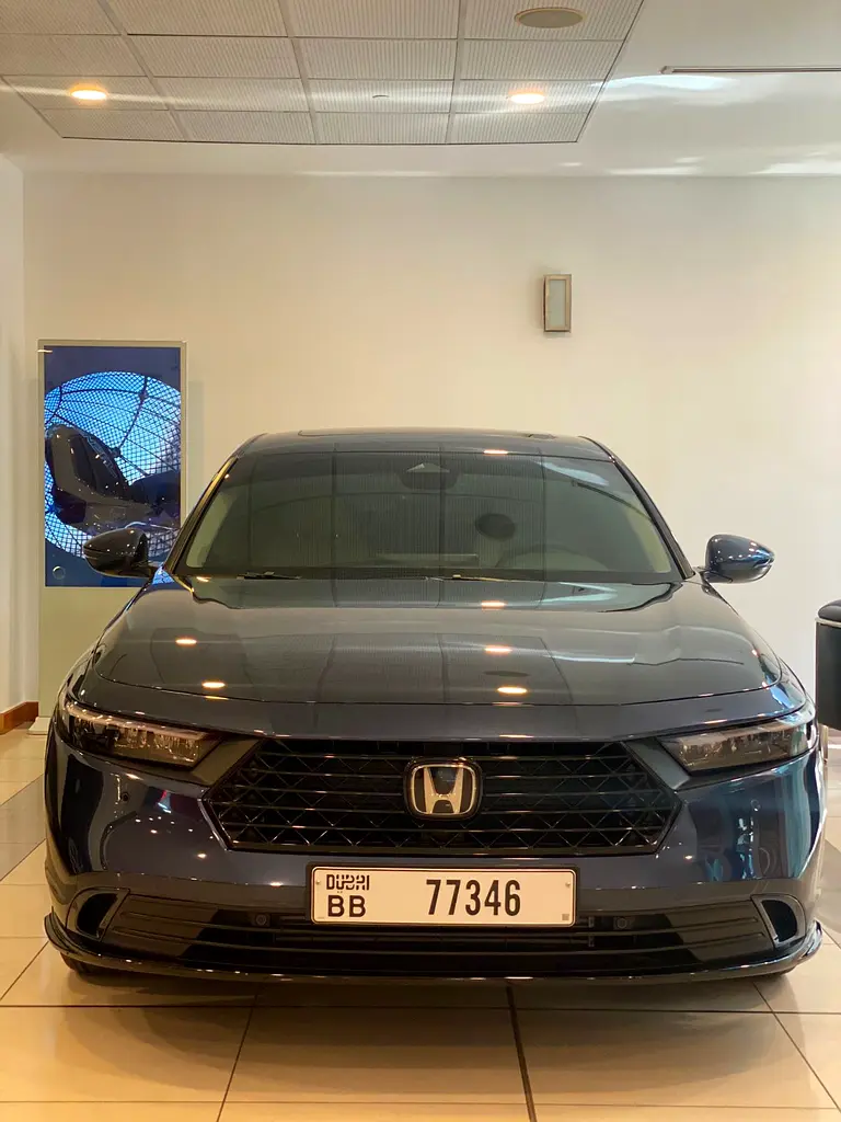 Honda Accord 2024 — photo 1 of 10