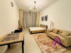 Well Maintained Vacant Furnished STD Near Metro
