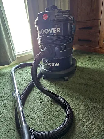 Hoover 2300W Dry Canister Vacuum Cleaner - Very Good Working Condition
