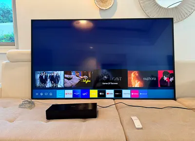 Samsung TV The Frame 65” – Perfect condition – One Connect Box