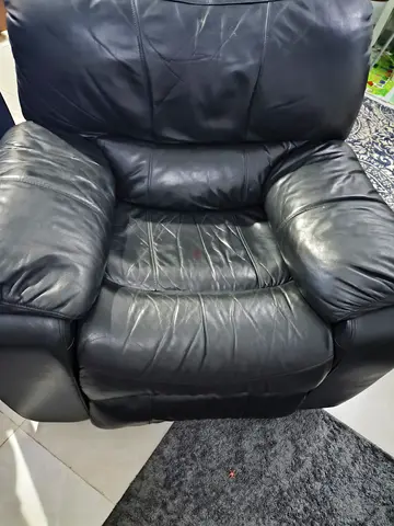 Used Black Leather Recliner Armchair - Comfortable Single Seat