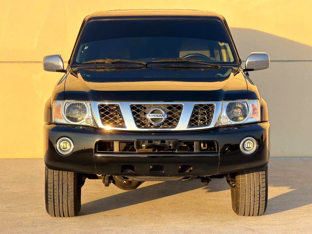 Nissan Patrol Safari 2021 — photo 1 of 9